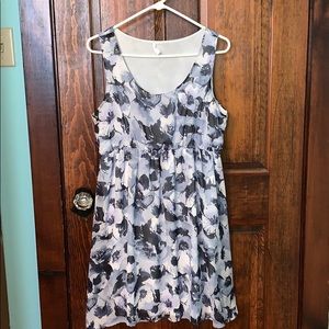 Floral maternity dress